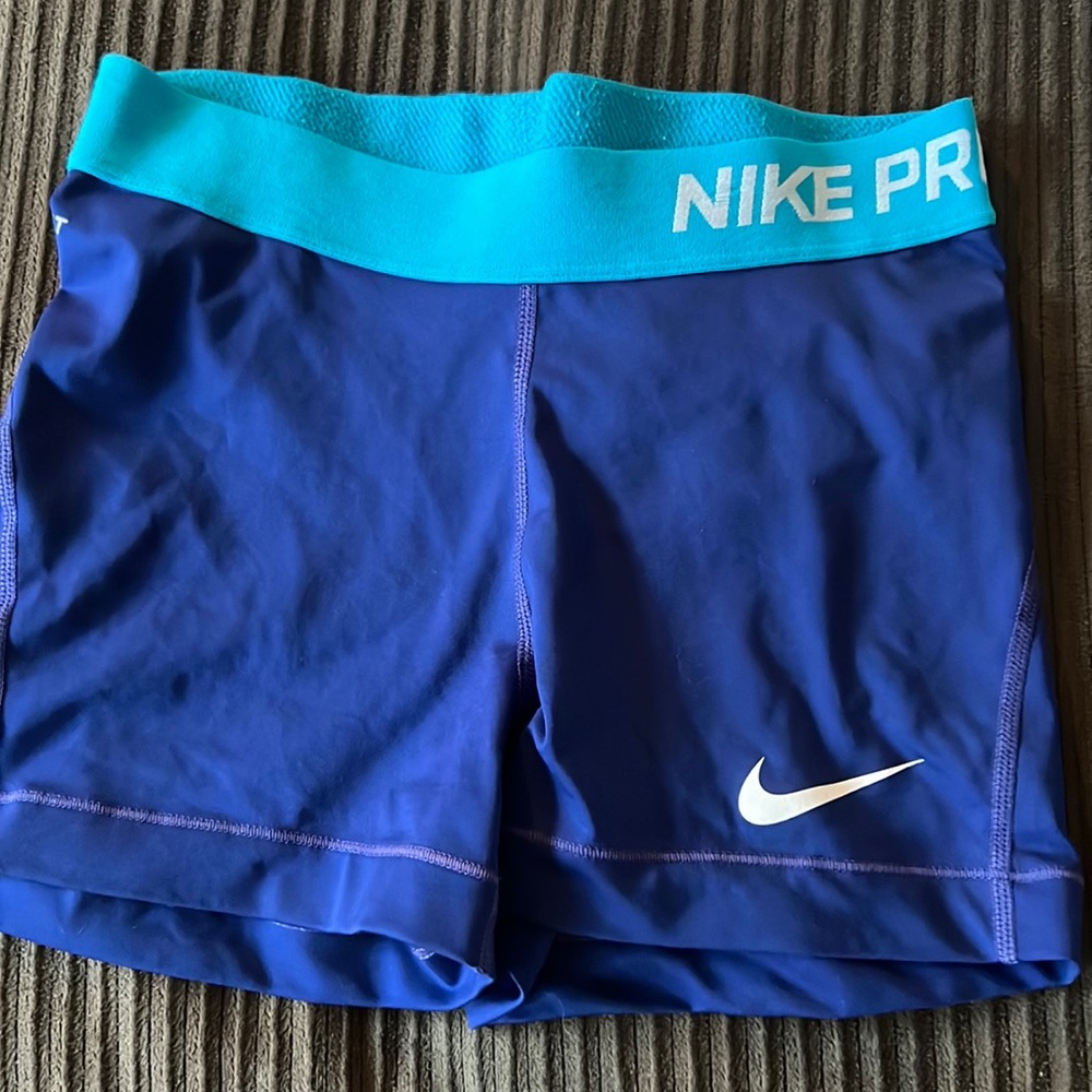 Nike spandex